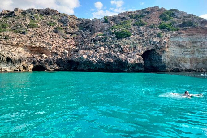 boat-tour-2-hour-in-palma-bay-4