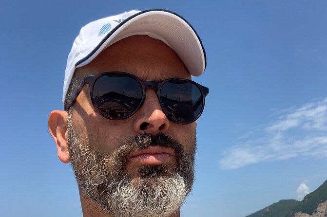 boat-tour-5-terre-portovenere-food-drink-music-swim-4