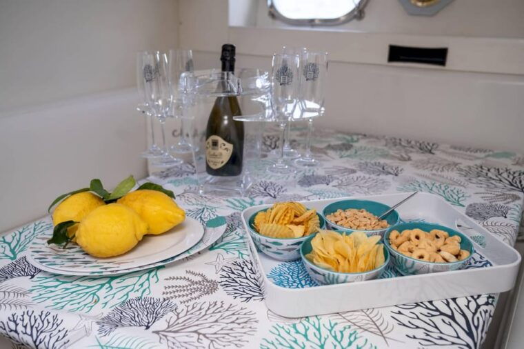 boat-tour-amalfi-coast-capri-positano-sunset