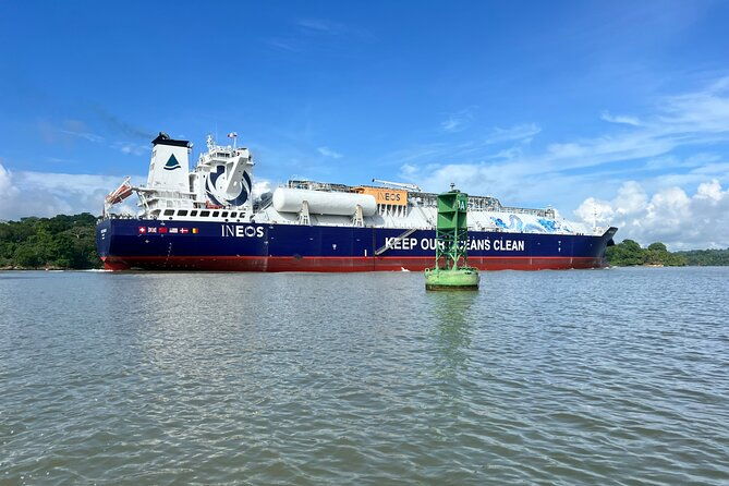 boat-tour-and-wildlife-on-the-gatun-lake