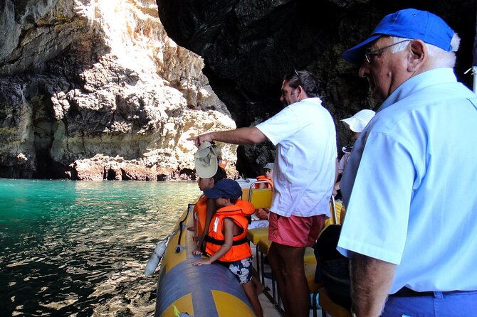 boat-tour-arrabida-coves