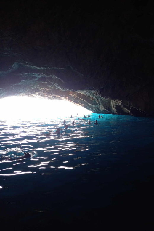 boat-tour-blue-cave