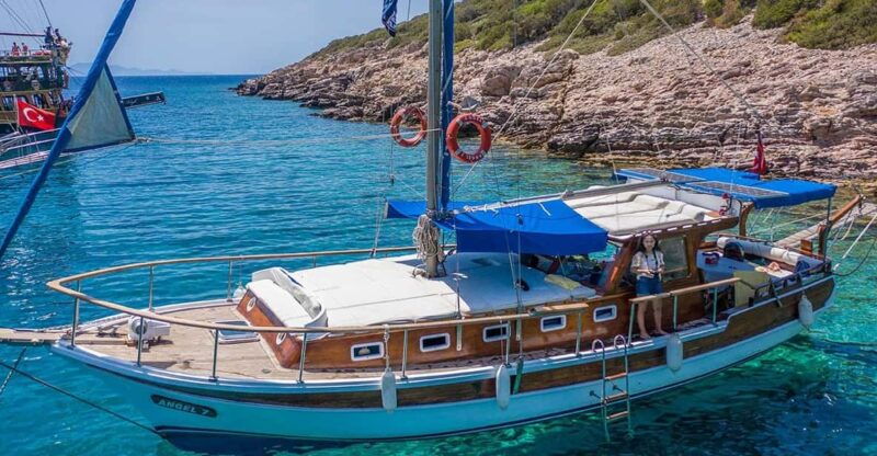 boat-tour-bodrum-private-boat-tour-for-cruise-customers