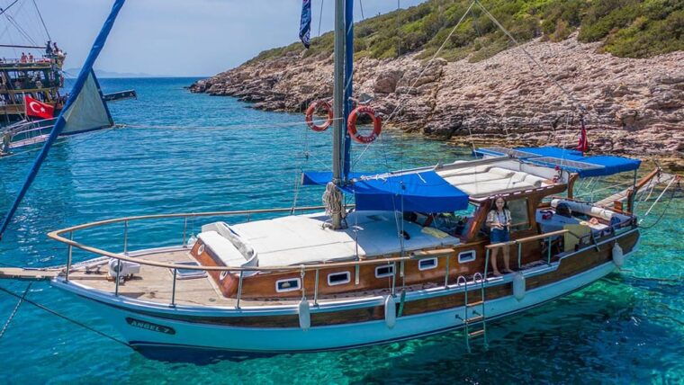 boat-tour-bodrum-private-boat-tour-for-cruise-customers