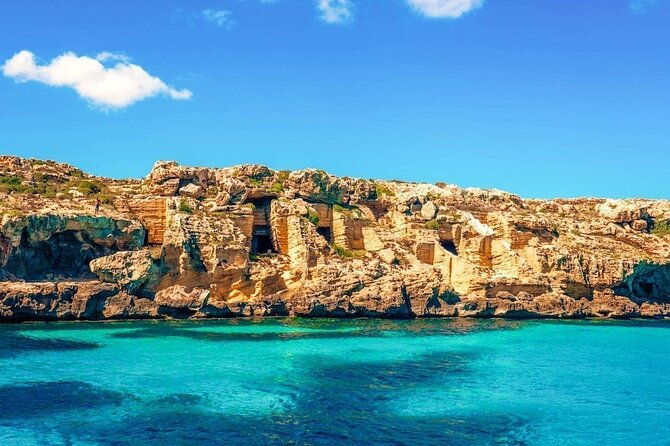 boat-tour-excursion-from-trapani-to-favignana-and-levanzo-8-hours-2