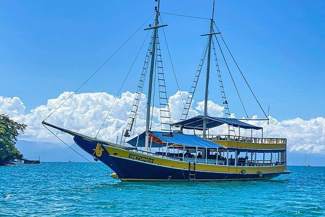 boat-tour-experience-with-snorkel-mask-included-by-netuno-tours