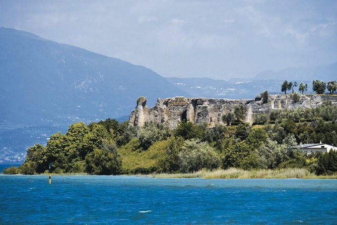 boat-tour-from-sirmione-to-garda-island