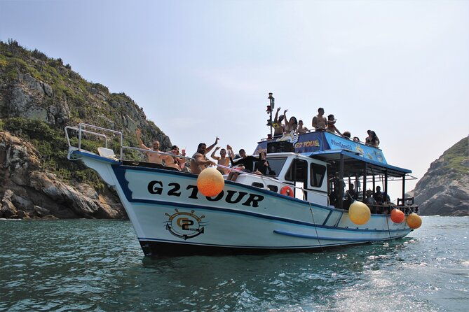 boat-tour-in-arraial-do-cabo