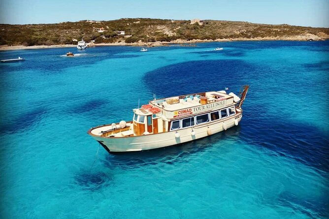 boat-tour-of-the-la-maddalena-archipelago