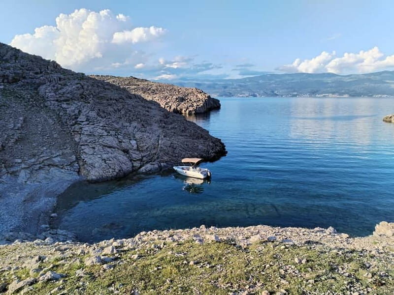 Boat Tour: Releaxing Tour of Vrbnik Coast - An In-Depth Look at the Vrbnik Coast Boat Tour