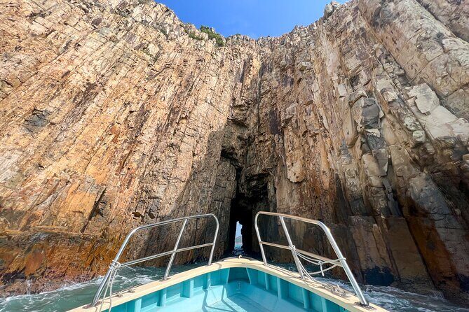 Boat Tour Through Four Sea Arches in Sai Kung, Hong Kong Geopark - The Sum Up