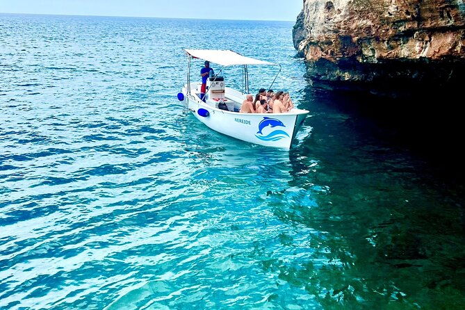 boat-tour-to-discover-the-caves-of-santa-maria-di-leuca