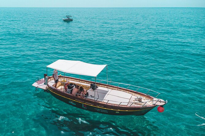 boat-tour-to-the-circeo-caves