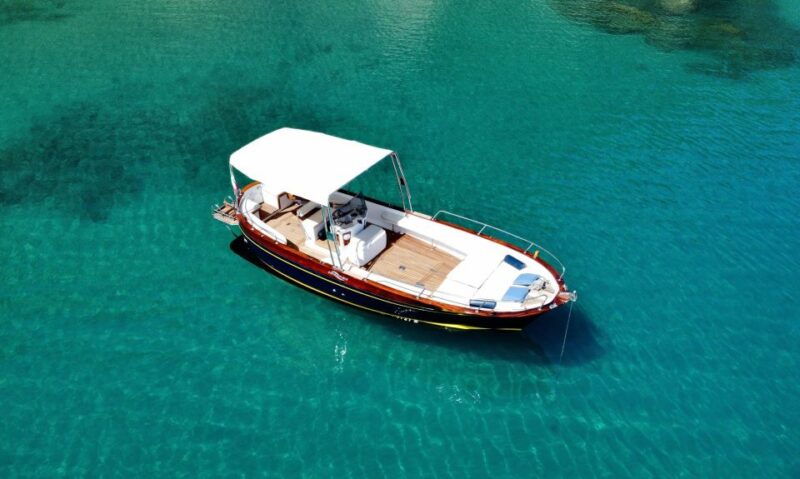 boat-tour-under-the-stars-in-palinuro