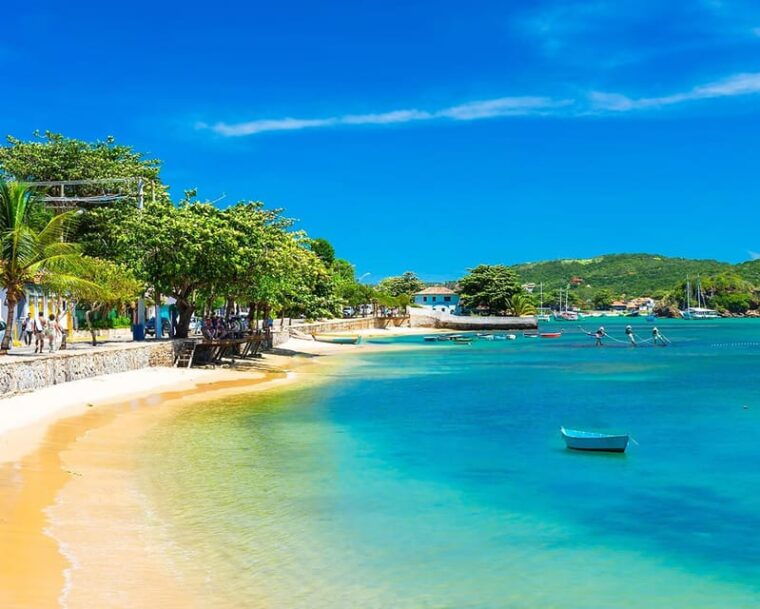 boat-tours-in-buzios