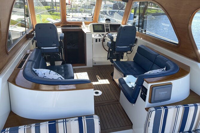 boat-tours-of-cape-ann-whale-or-seal-watching-lighthouses-and-harbor-cruises