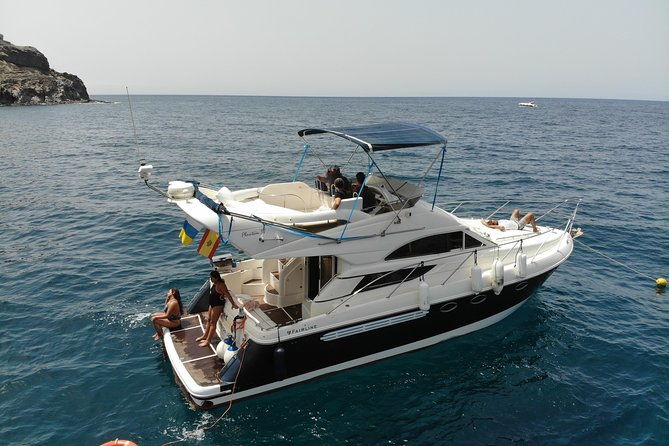 boat-trip-3-hours-private-charter-keeper-uno-boat