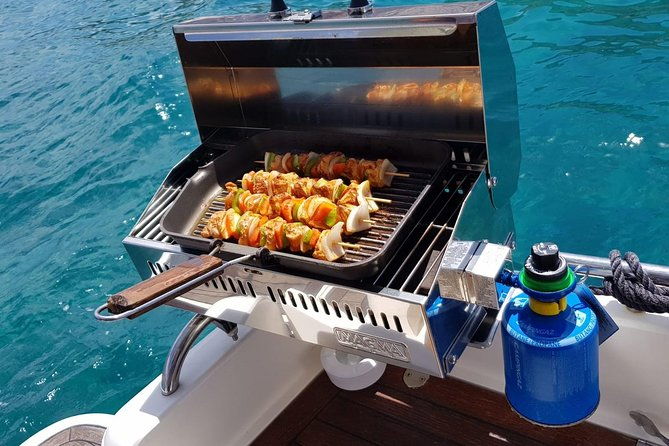 boat-trip-4-hours-private-charter-keeper-uno-boat