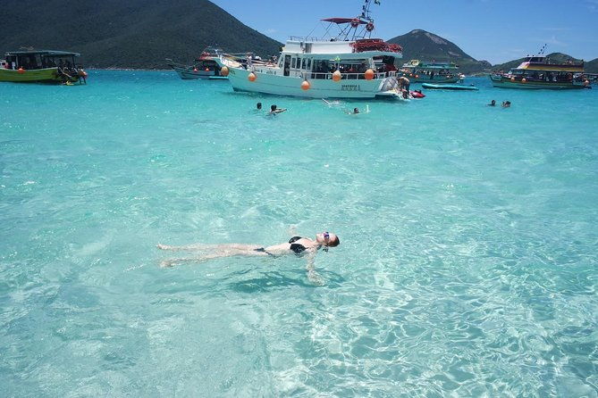 boat-trip-in-arraial-do-cabo-by-arraial-viagens