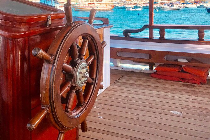 boat-trip-in-arraial-do-cabo