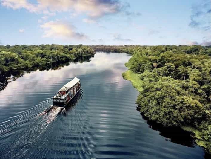 boat-trip-on-the-amazon-and-itaya-rivers