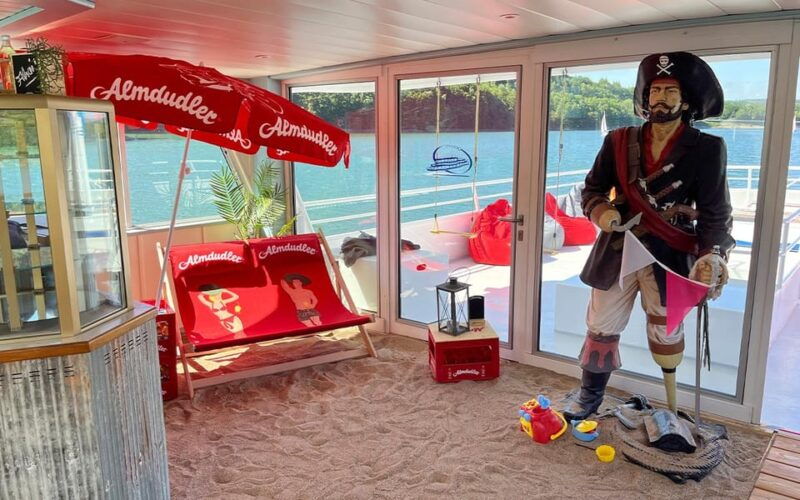 boat-trip-on-the-biggesee-lake-romance-in-the-sauerland-mountains
