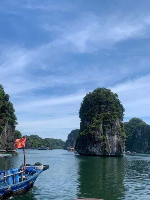 boat-trip-to-lan-ha-ha-long-bay-with-kayaking-and-cave