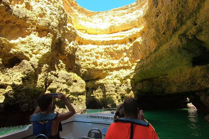 boat-trip-to-the-benagil-caves-from-armacao-de-pera