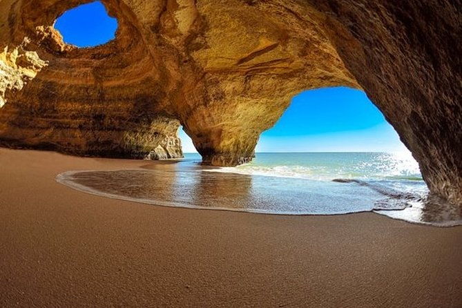 boat-trip-to-the-caves-of-benagil