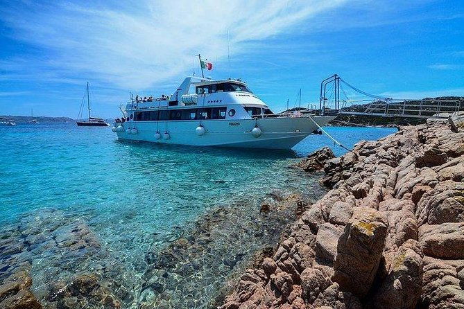 boat-trips-la-maddalena-archipelago-departure-from-la-maddalena