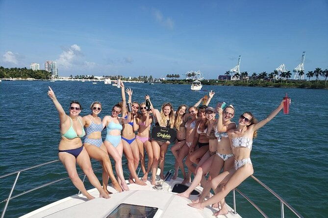 boat-yacht-tour-amazing-sandbar-adventure-water-toys-snorkel