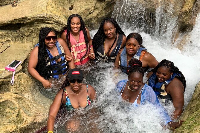 bob-marley-9-miles-tour-and-dunns-river-falls