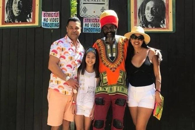 bob-marley-mausoleum-tour-nine-miles-jamaica-from-falmouth