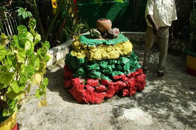 bob-marleys-birth-place-nine-mile-tour