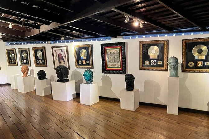 bob-marleys-nine-mile-tour-with-admission-from-montego-bay