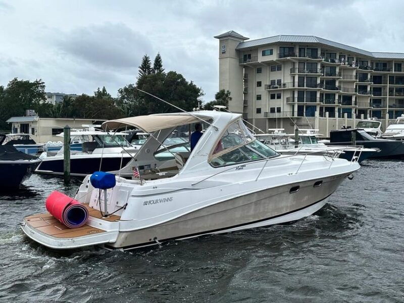 boca-raton-23ft-boat-tour-with-snorkeling-tubing-island