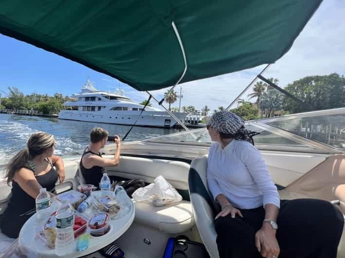 boca-raton-23ft-boat-tour-with-snorkeling-tubing-island