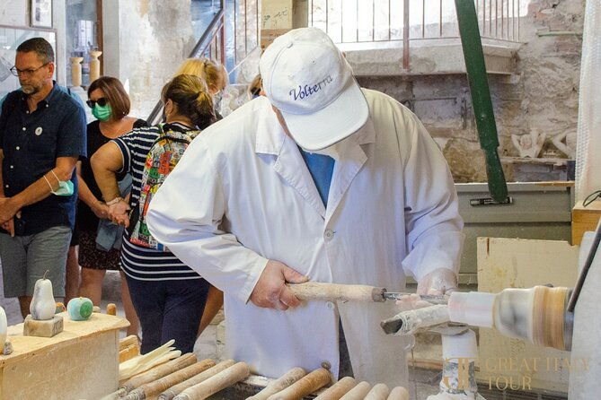 bocelli-essence-of-wine-and-volterra-tour-from-rome