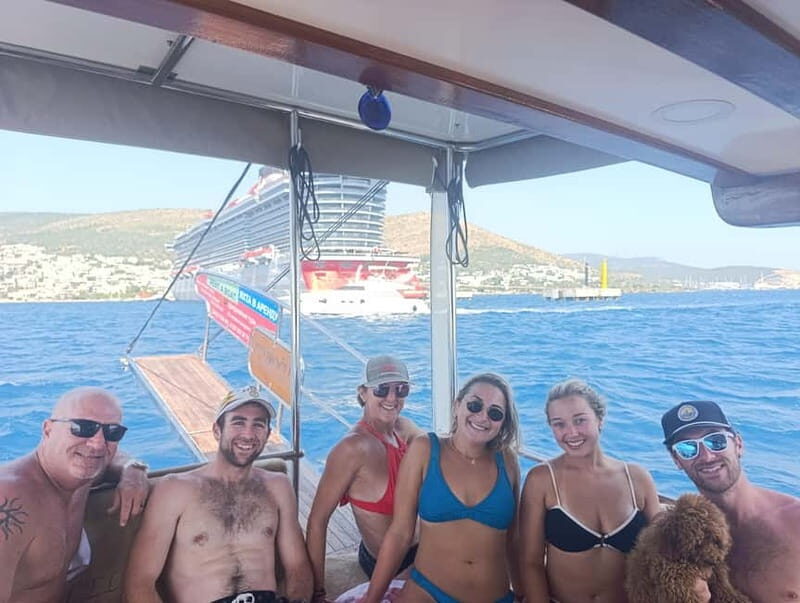 Bodrum boat trip starting from Gümbet beach - The Practicalities: Booking, Cost, and Tips