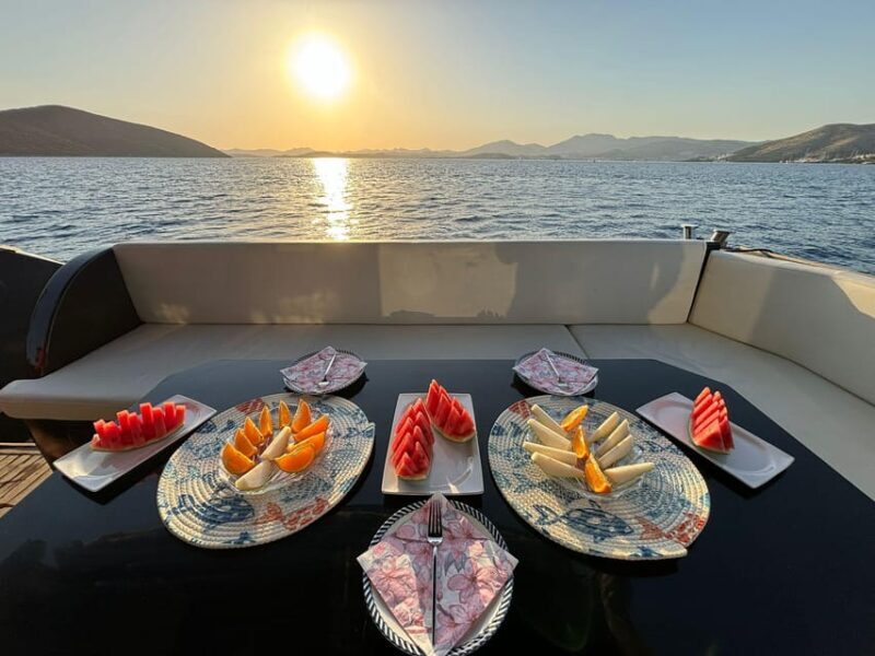 Bodrum: Bodrum Sunset Tour with Jet Black Yacht - Is This Tour Right for You?