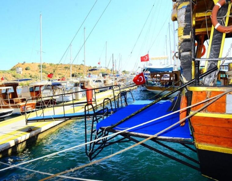 bodrum-pirate-boat-trip-with-bbq-lunch-and-optional-pickup