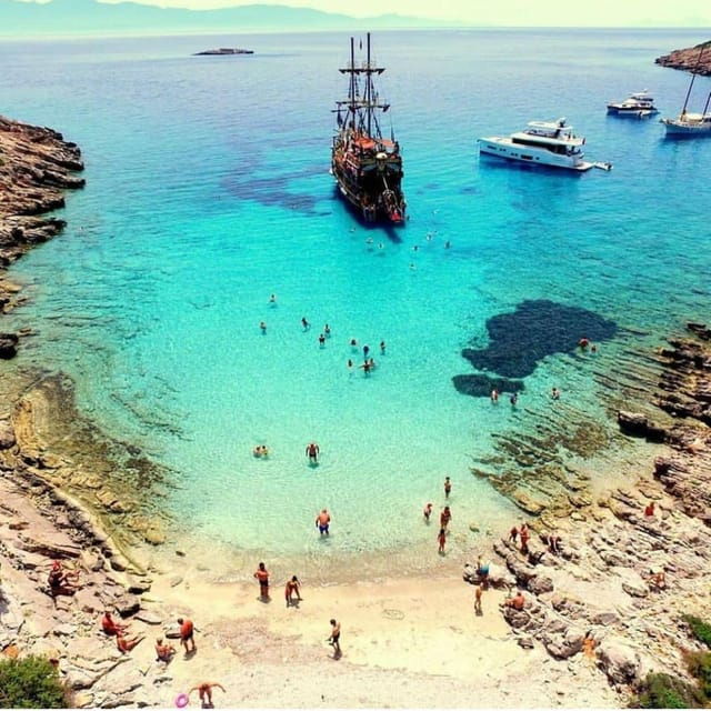 bodrum-pirate-boat-trip-with-lunch-and-swim-stops