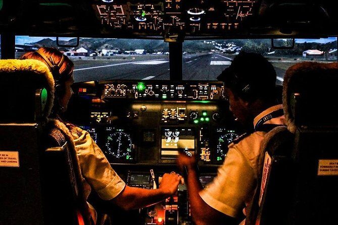 Boeing 737-800 flight simulator session. Scenic Flight - 30 mins - FAQ