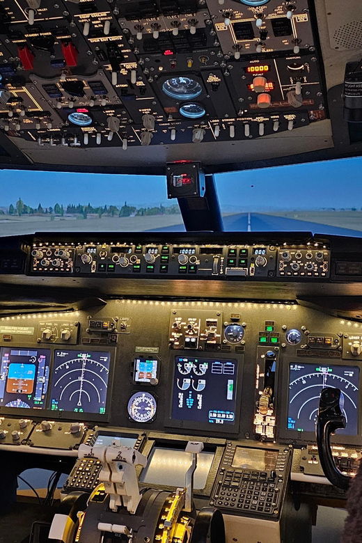 boeing-b737-flight-simulator-frankfurt-airport