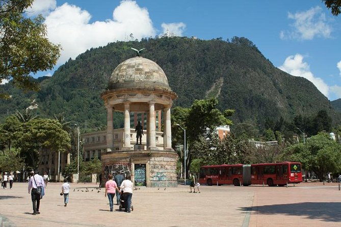 bogota-in-transit-transportation-4-6-hours-layover-experience