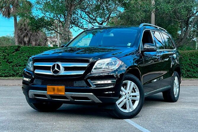 bogota-private-luxury-transfer-airport-pick-up-or-drop-off-suv-mercedes-benz