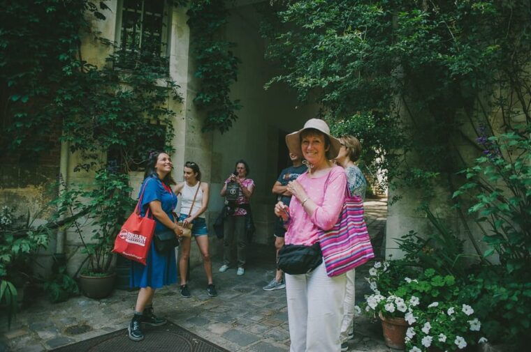 bohemian-paris-tour-by-night