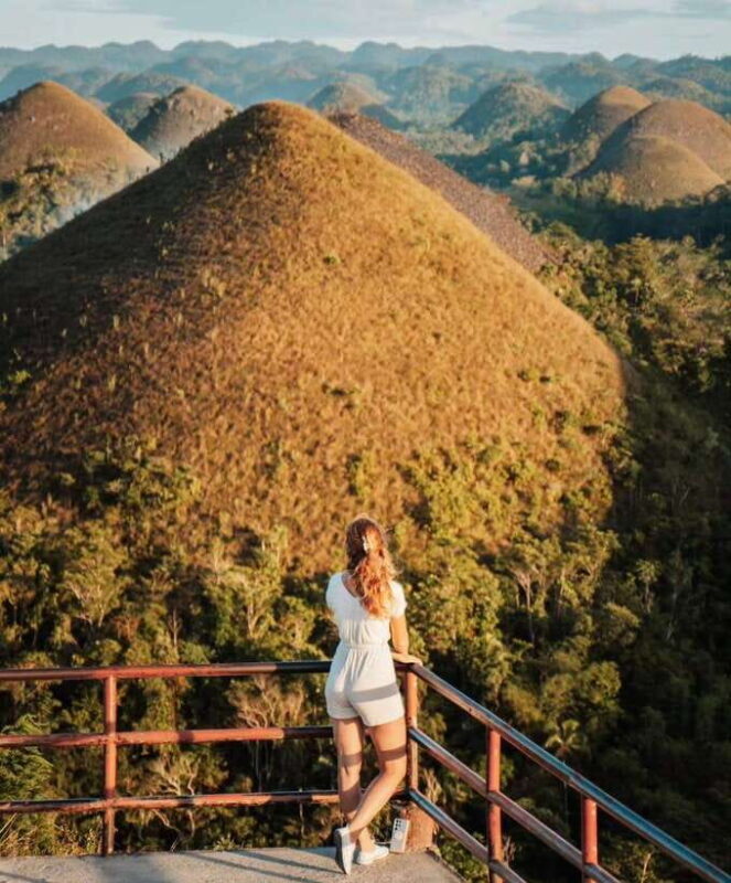 Bohol: Budget Chocolate Hills & Tarsiers -Backpacker Special - Who Might Want More?