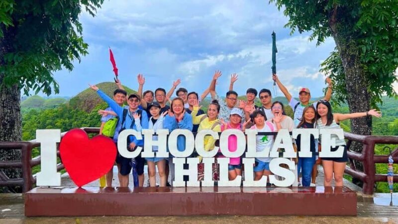 Bohol: Chocolate Hills, Tarsiers & Loboc River - Cultural and Practical Considerations
