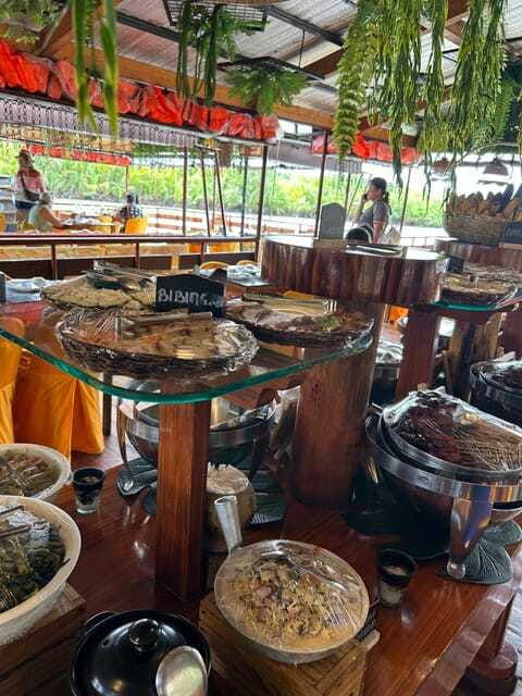 bohol-chocolate-hills-tour-with-loboc-river-cruise-lunch